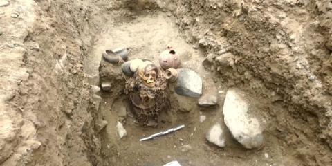 Peru gas workers find thousand-year-old mummy