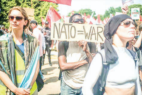 “We want housing, not tanks”: thousands protest NATO expansion in The Hague