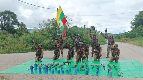 KNPP ၊ KNDF အဖွဲ့များနှင့် PDF အမည်ခံအကြမ်းဖက်သမားများ ထိန်းချုပ်ထားသည့် လွိုင်ကော်-မိုးဗြဲ-ဖယ်ခုံ-ပင်လောင်း ဆက်သွယ်ရေးလမ်းကြောင်းအား ပြန်လည်ဖွင့်လှစ်၊ ဒေသခံပြည်သူများ ပုံမှန်အတိုင်း ပြန်လည်သွားလာနိုင်ပြီဖြစ်