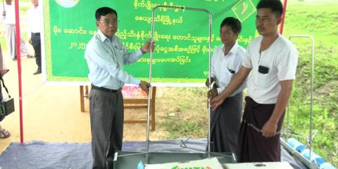 Development Projects: Meeting farmers and inspecting the repair works