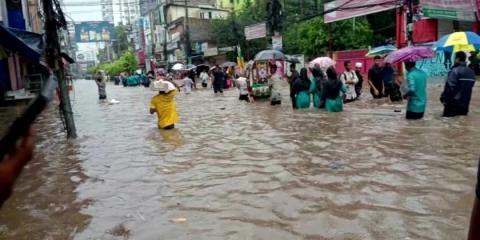 Incessant rains hit Bangladesh, spark fears of flooding