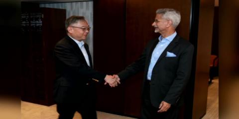 India’s EAM meets Deputy Prime Minister of Singapore
