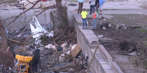 Three die in New Mexico flash floods