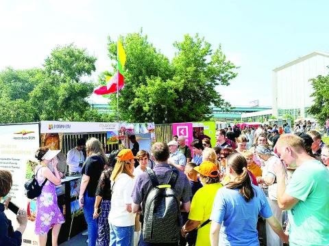 Russians show keen interest in Myanmar at food and tourism fair