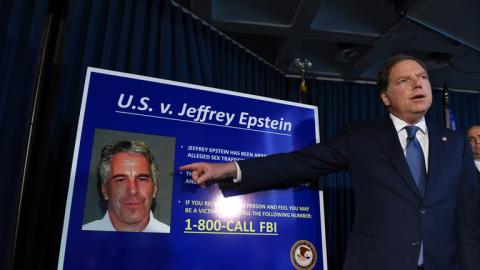 ထရမ့်က Jeffrey Epstein အမှုတွင် ဖုံးကွယ်ထားမှုမရှိကြောင်း ငြင်းဆို