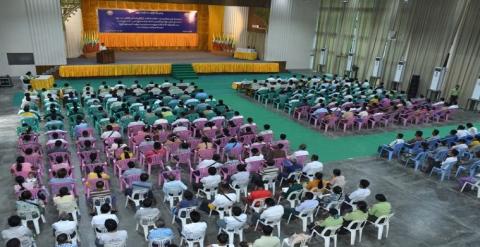 မန္တလေးငလျင်ကြီးလှုပ်ခတ်မှုကြောင့် တစ်စိတ်တစ်ပိုင်း၊ လုံးဝ ပျက်စီး ခဲ့သည့် ထရံကာ၊ တစ်ထပ်ပျဉ်ထောင်၊ နှစ်ထပ်ပျဉ်ထောင်၊ တိုက်ခံ လူနေအိမ်များ ပြန်လည်တည်ဆောက်ပြုပြင်ရန် ထောက်ပံ့ငွေများ ပေးအပ်