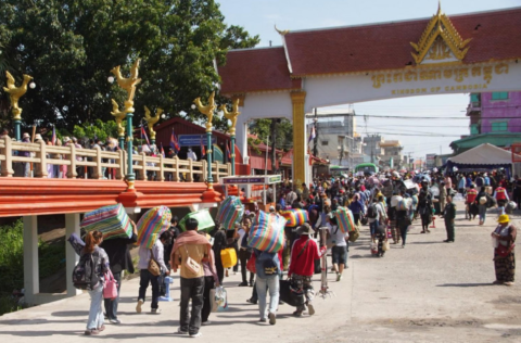 တော်ဝင်ထိုင်းတပ်မတော် (RTA) သည် Ta Kwai ဘုရားကျောင်း နယ်မြေကို ထိန်းချုပ်ရန် ကြိုးစားနေ