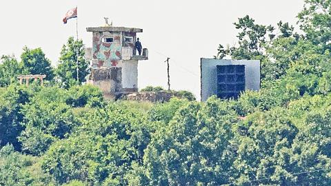 မြောက်ကိုရီးယားက တောင်ကိုရီးယားနှင့်နယ်စပ်ရှိ ဝါဒဖြန့်ချိရေးအသံချဲ့စက်များကို ဖြုတ်သိမ်းနေပြီ ဟုဆို