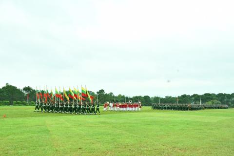နိုင်ငံတော်ကာကွယ်ရေးနှင့် လုံခြုံရေးတာဝန်များကို စွမ်းစွမ်းတမံတာဝန်ထမ်းဆောင်ကြမည့် နိုင်ငံ့သားကောင်းများ၏ ပြည်သူ့စစ်မှုထမ်းသင်တန်းအမှတ်စဉ် (၁၃) သင်တန်းဆင်းပွဲများ ကျင်းပပြုလုပ်