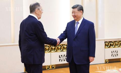 ရှီကျင့်ဖျင်နှင့် ရုရှားနိုင်ငံခြားရေးဝန်ကြီး တွေ့ဆုံဆွေးနွေး