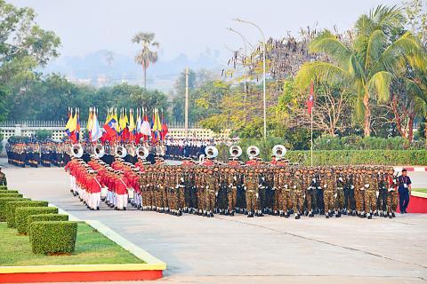 ပြည်သူ့စစ်မှုထမ်းဥပဒေအကြောင်း တစေ့တစောင်း