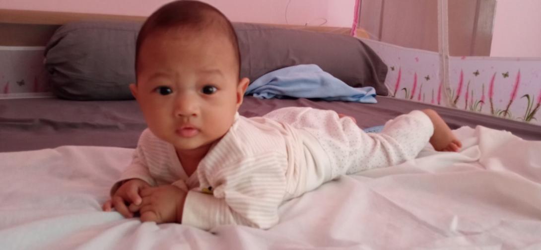 ပြီးပြည့်စုံသည့် ကလေးတစ်ယောက်၏ ဘဝအစခြေလှမ်း