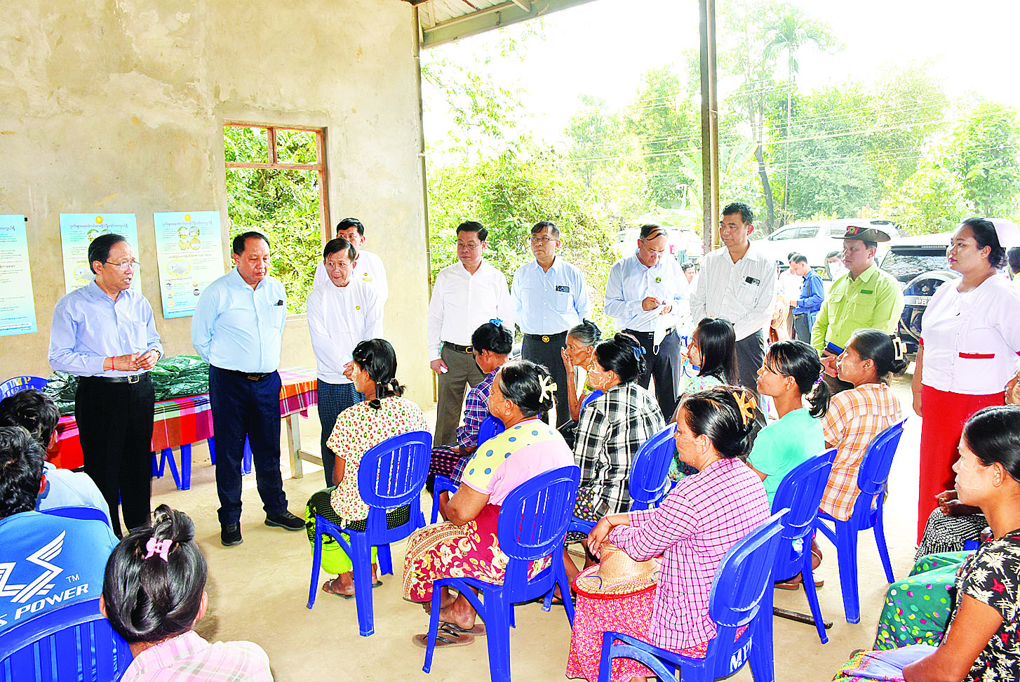 ပြည်ထောင်စုဝန်ကြီး ပါမောက္ခ ဒေါက်တာသက်ခိုင်ဝင်း မအူပင် မြို့နယ် ရှိ ပြည်သူ့ဆေးရုံများနှင့် ငှက်ဖျားရောဂါ ကာကွယ်နှိမ်နင်းရေး လုပ်ငန်း ဆောင်ရွက်မှု ကွင်းဆင်းစစ်ဆေး