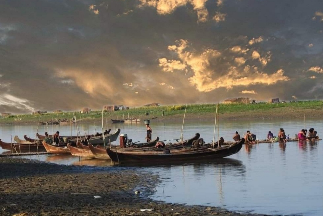 Traditional Myanmar boats